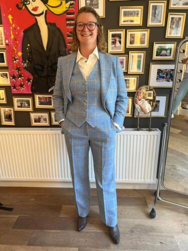 Zakelijk-dames-pak-tweed