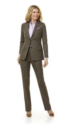 Zakelijk-en-vrouwelijk-maatkostuum-gemaakt-van-zachte-flannel-Green-Donegal-Holland-Sherry-Sherry-Tweed
