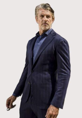 Zakelijk-kostuum-blauw-streep