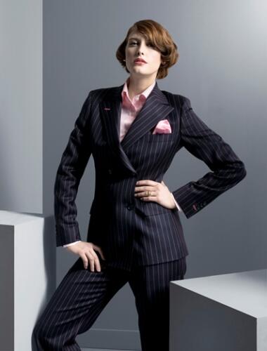 Zakelijk-kostuum-vrouw