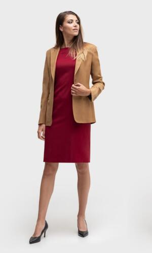 Zakelijk-mantelpak-met-jurk-op-maat-gemaakt