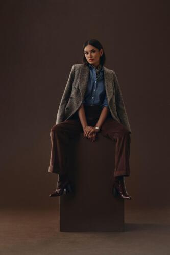 Zakelijk-vrouwelijk-lang-colbert-winter-HS-boucle