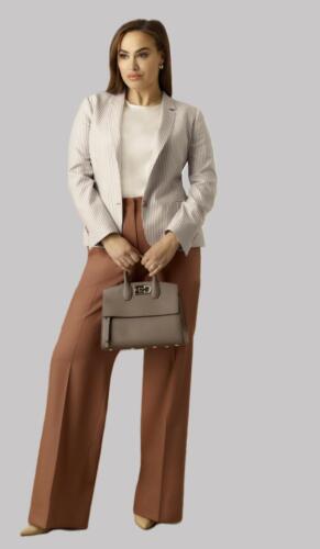 Zakelijke-kleding-op-maat-voor-dames