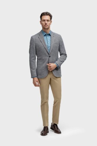 Zomers-zakelijk-pak-op-maat-combinatie-casual