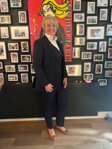 zakelijk-dames-pak-zwart